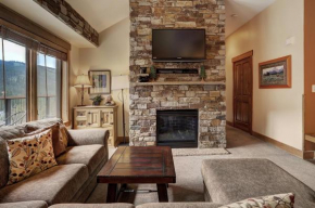 8912 The Springs Condo